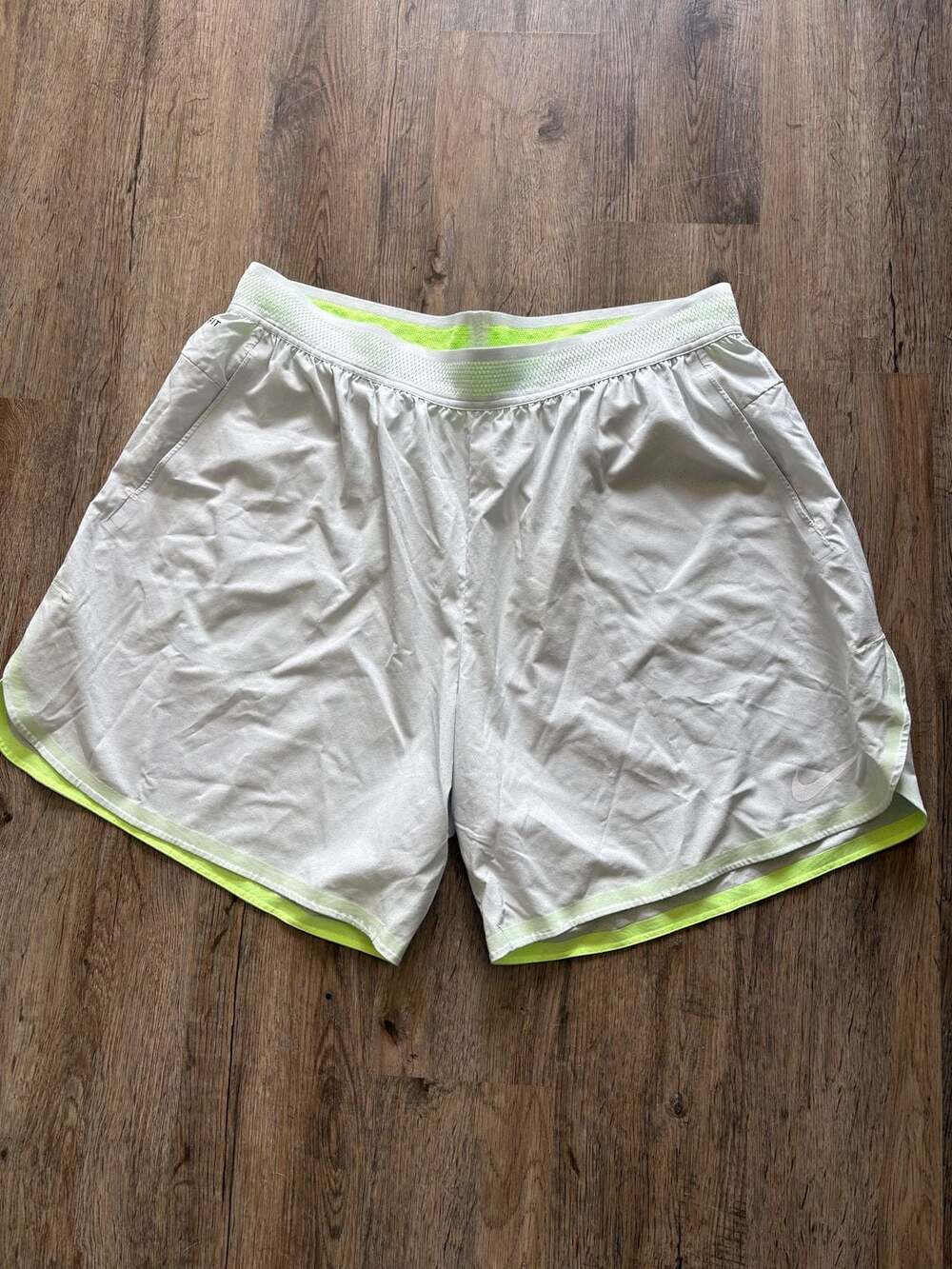 Nike Dri-FIT Flex Stride Perforated Running Shorts 4XL Grey Neon